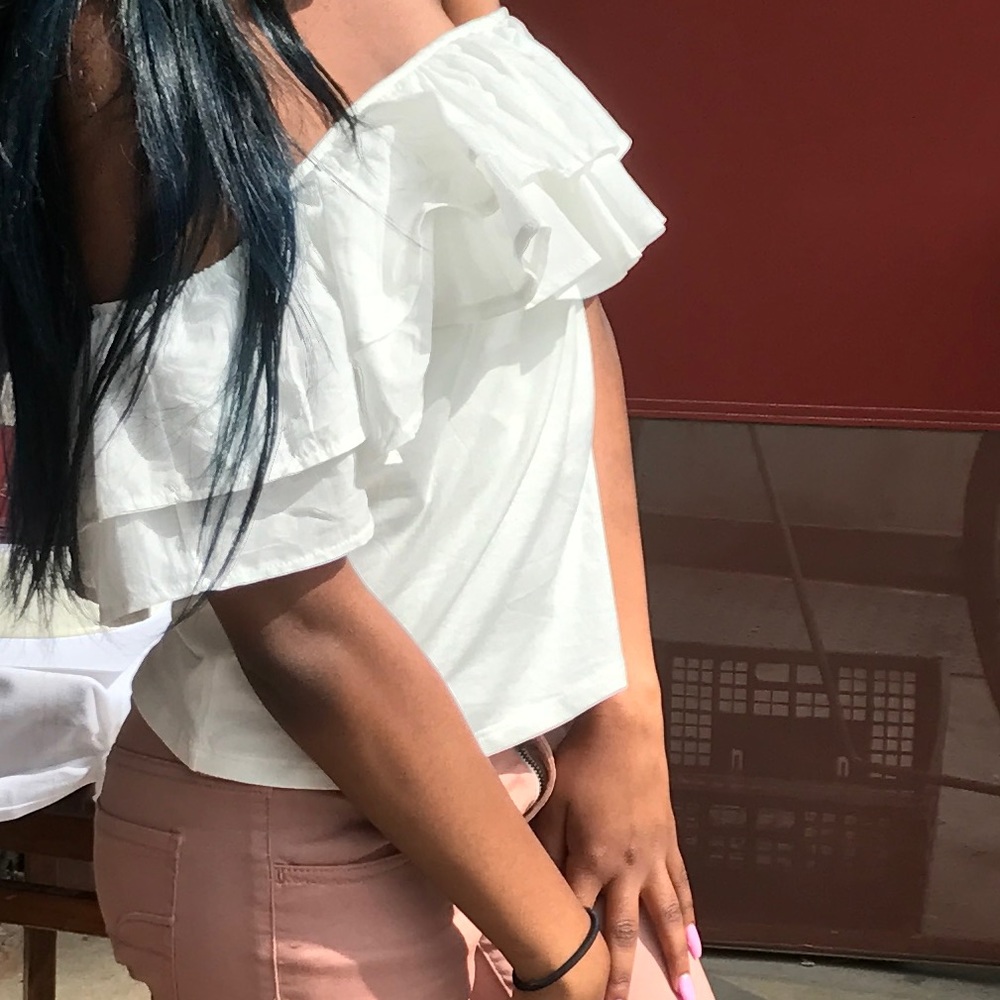 White off the shoulder top size small